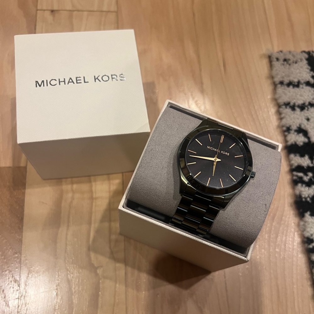 Michael Kors Women's Black/Green Stainless Steel Bracelet Watch